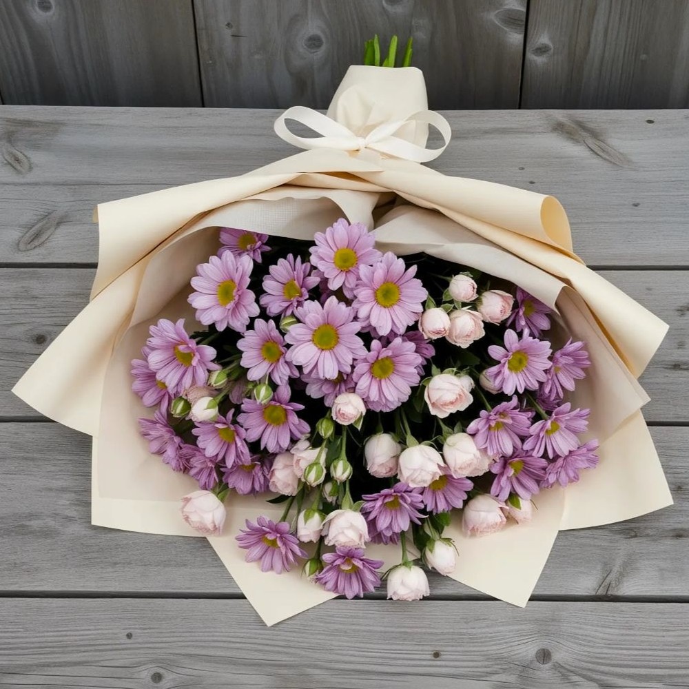 Букет цветов из: Розы и Хризантемы в Молочном