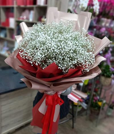 Букет цветов из: Гипсофила в Молочном