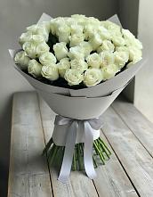 Букет 35 Белых роз #REPLACE_PRED# Молочном