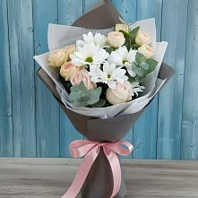 Букет цветов из:  Хризантемы и Розы #REPLACE_PRED# Молочном