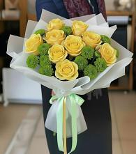 Букет цветов из:  Хризантемы и Розы #REPLACE_PRED# Молочном