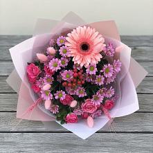 Букет цветов из:  Розы, Герберы и Хризантемы в Молочном