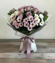Букет цветов из:  Хризантемы и Розы в Молочном