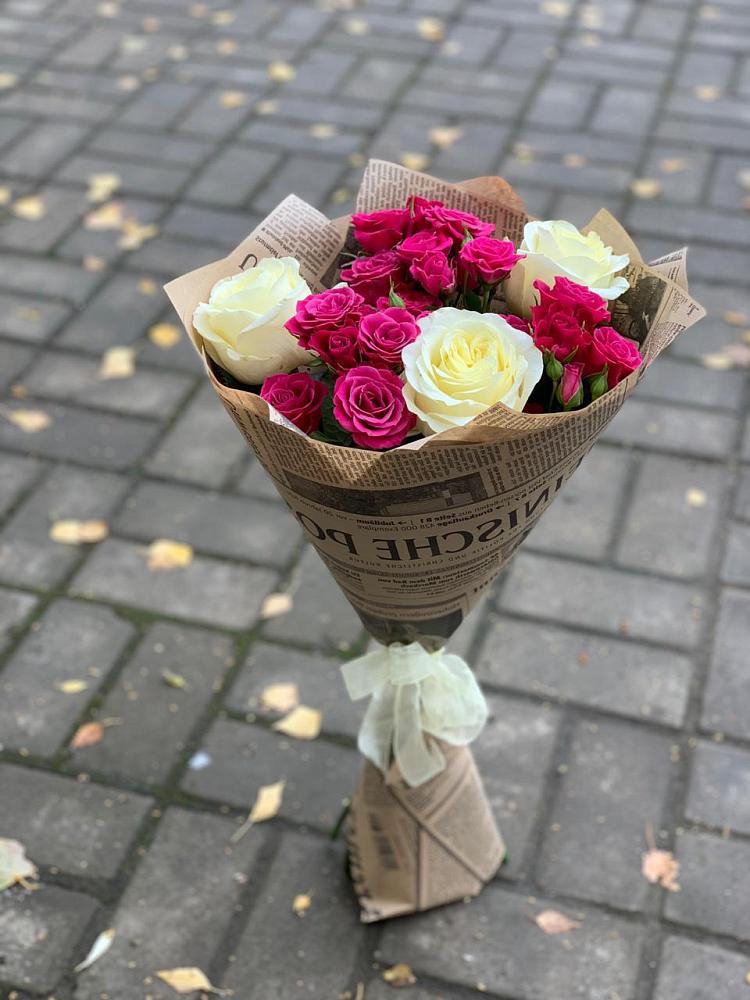 Букет цветов из: Розы в Молочном